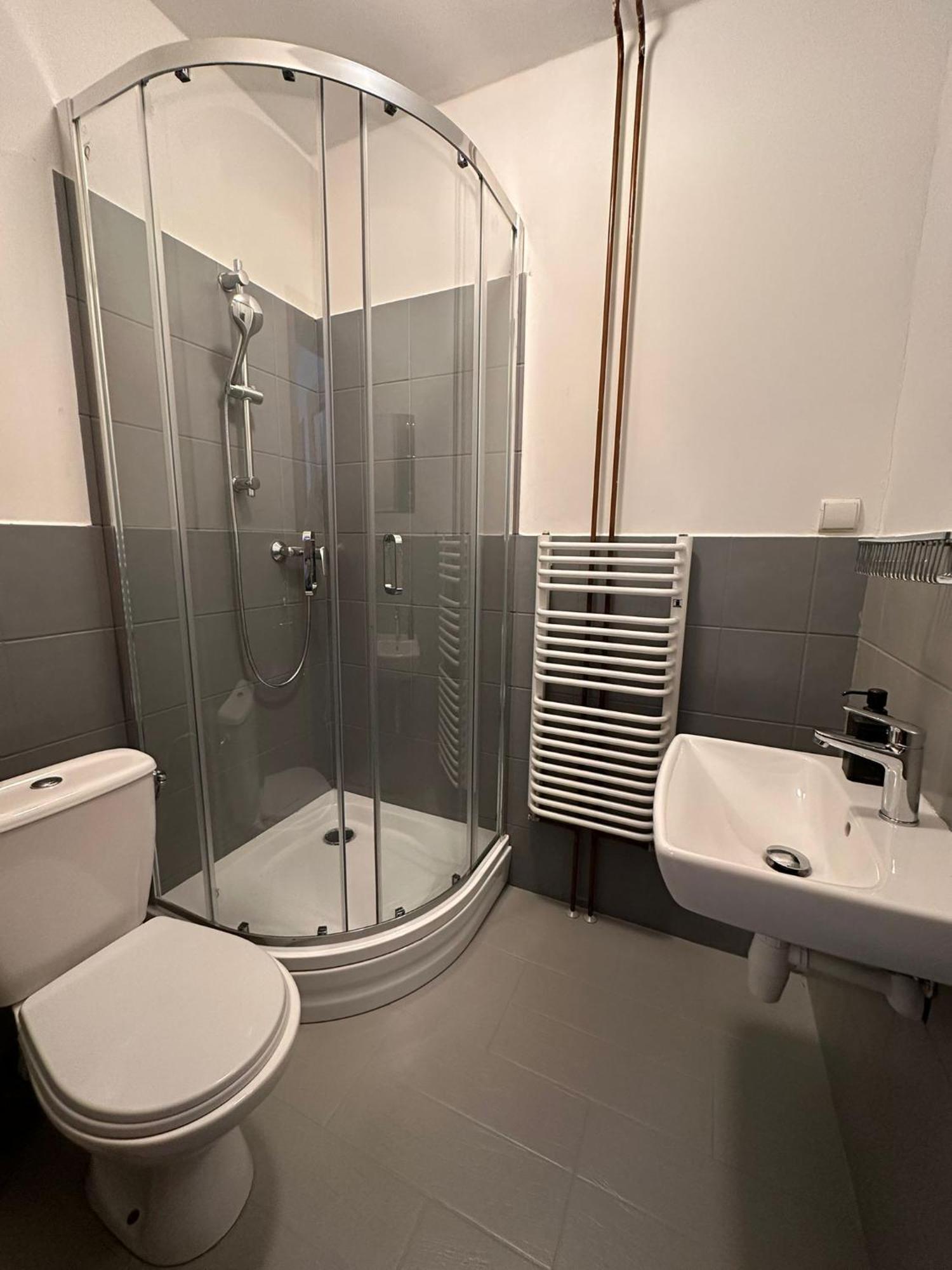Straszny Dwor Hotel Duszniki Zdrój Kamer foto