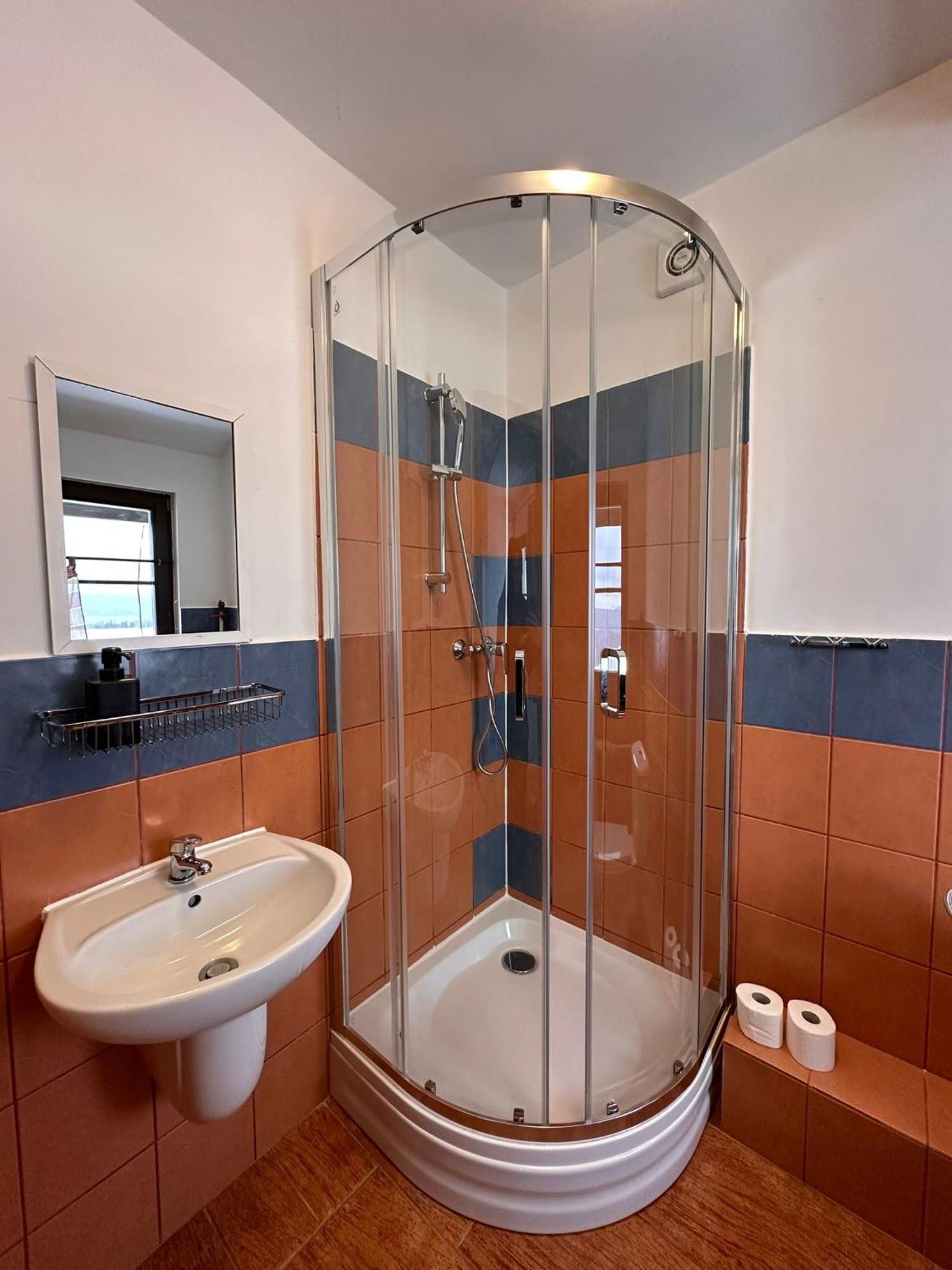 Straszny Dwor Hotel Duszniki Zdrój Kamer foto